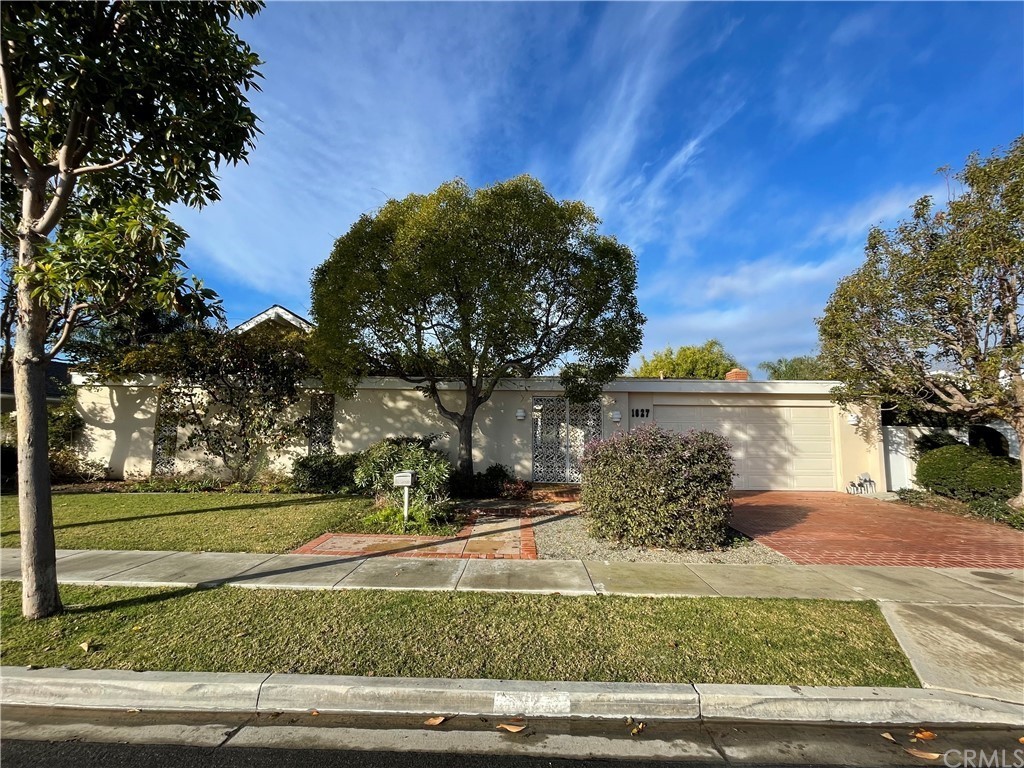 31724C1768588297073 1627 Anita Ln
