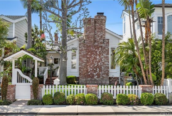 31724C1768589641752 209 Diamond Ave