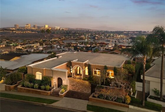 31724C1769201077106 1038 Santiago Dr