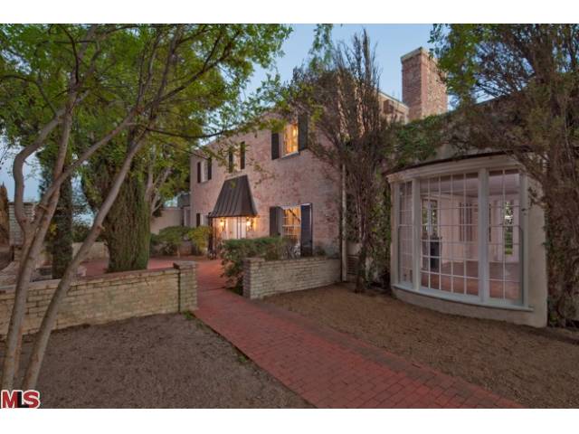 32040 8555 Hedges Pl.