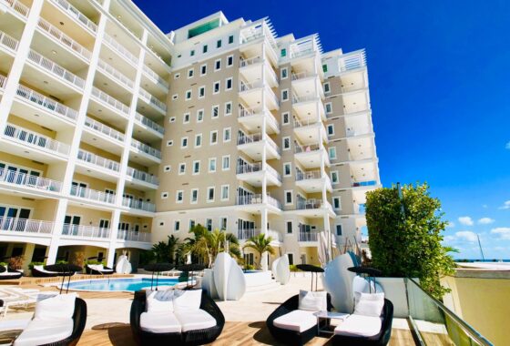 32492C1553711411861 1 Paradise Island Drive PH