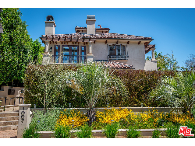 32588C1549485204527 1007 6th Street
