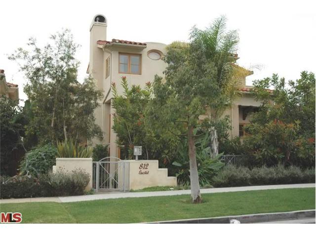 32588C1549485270745 812 Euclid St D