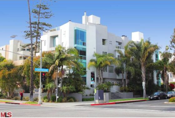 32588C1549485415083 401 California Ave