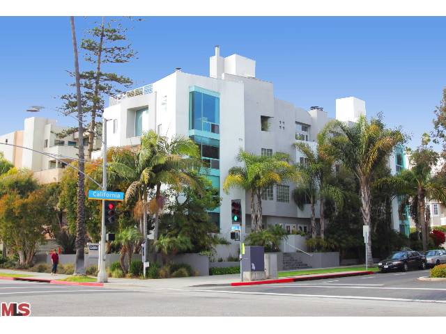 32588C1549485415083 401 California Ave
