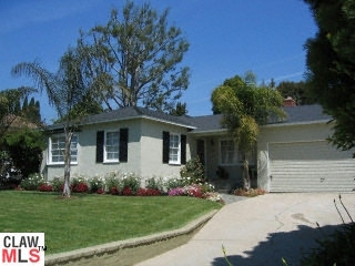 32588C1549560637878 1153 Berkeley St