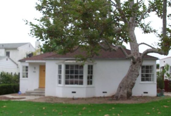 32588C1549563165218 866 Stanford St