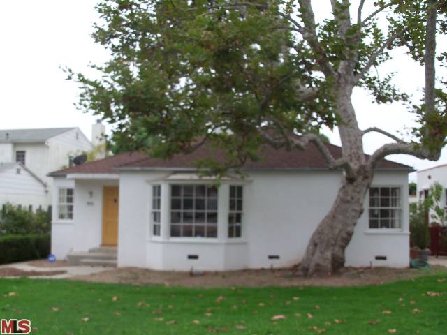 32588C1549563165218 866 Stanford St