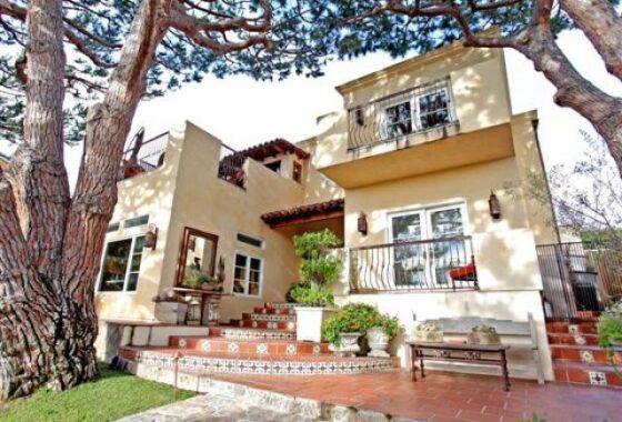 32588C1549564073731 2019 Navy St