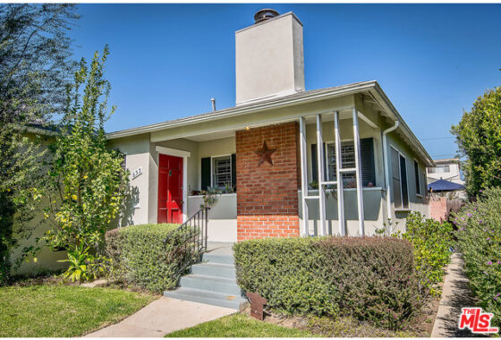 32588C1549564617240 633 7th St