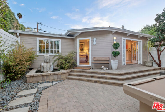 32588C1549568069902 906 Wellesley Ave