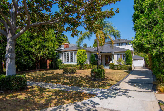 32588C1549569500992 419 22nd St