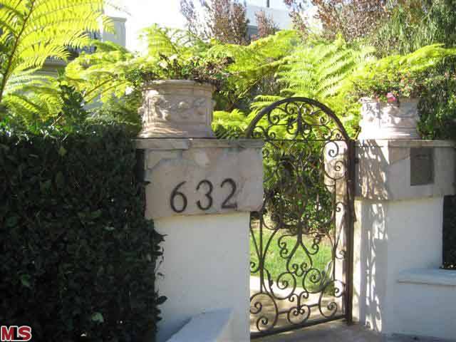 32588C1549569748053 632 16th St
