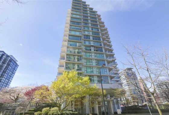 33175C1578920571158 402 1790 BAYSHORE DRIVE