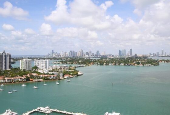 33732 1900 SUNSET HARBOUR DR PH04