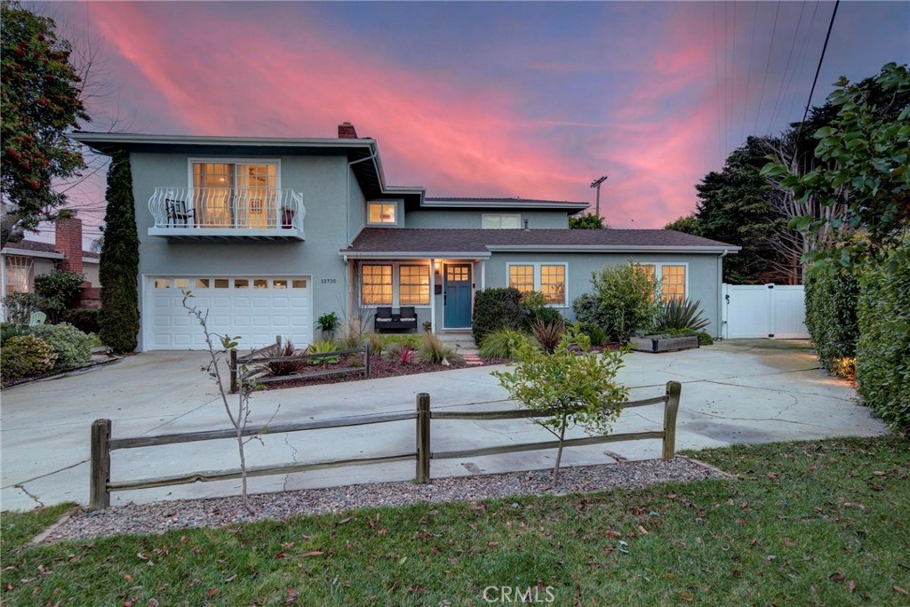 34159C1710007362765 22730 Evalyn Ave