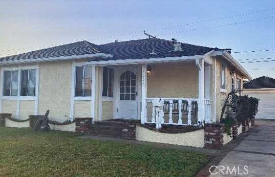 34159C1742510825429 5008 Merill Street