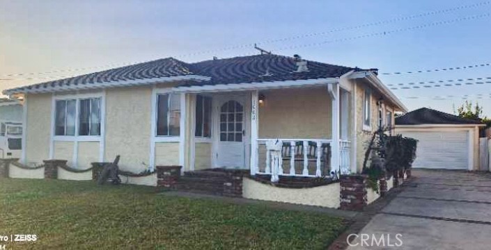 34159C1742510825429 5008 Merill Street