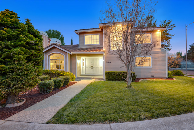 34648C1627658263681 7189 Sharon Drive
