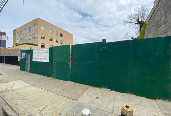 34961C1673285182569 40 21 27th Street