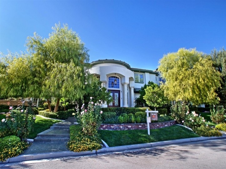 35423 2221 Jamaica Court