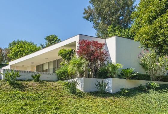 3554 1023 N Hillcrest Rd