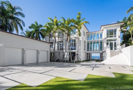 35623C1579169009346 17 Tahiti Beach Island Rd