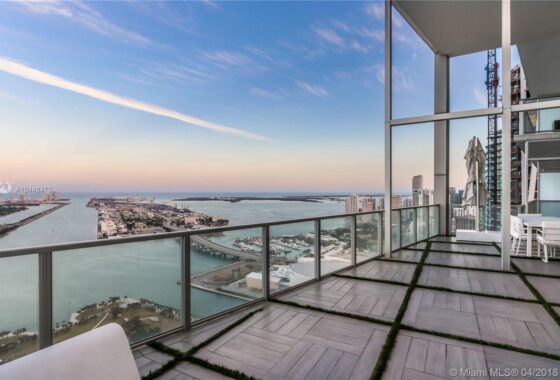 35623C1579242483337 1100 Biscayne Blvd