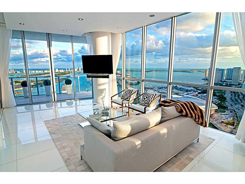 35623C1579589005495 1100 Biscayne Bl