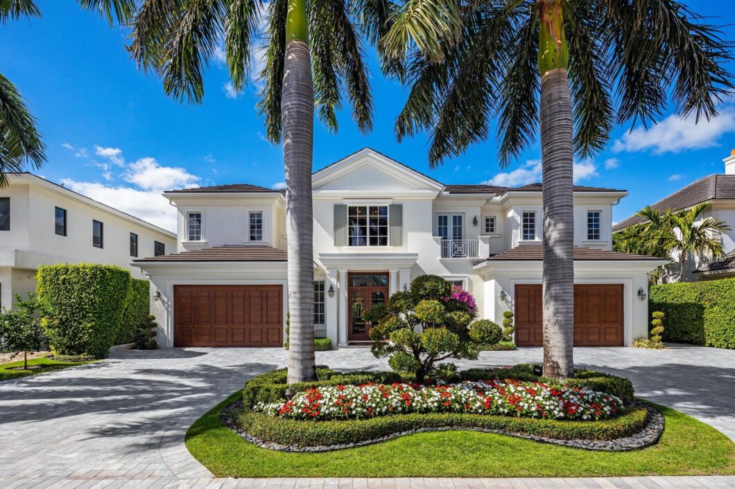 35623C1579771056833 1803 Sabal Palm Circle