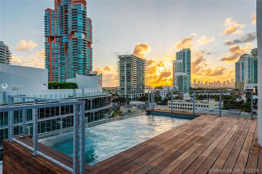 35623C1628239691197 1 Collins Ave Unit
