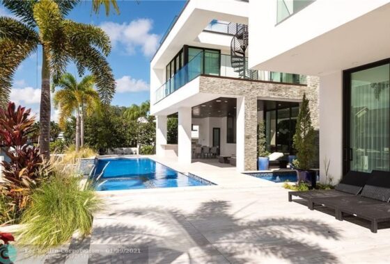 35623C1628240221786 441 San Marco Dr