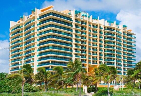 35623C1628242922276 1455 Ocean Drive