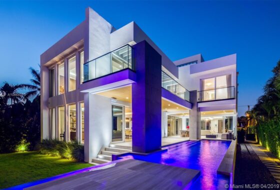 35623C1628244709356 672 S Shore Dr.