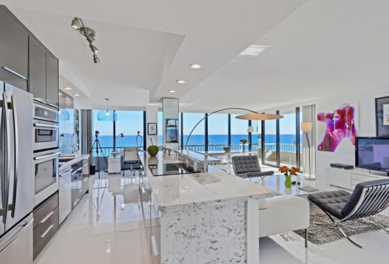 35623C1699486335995 5550 N Ocean Drive 17A