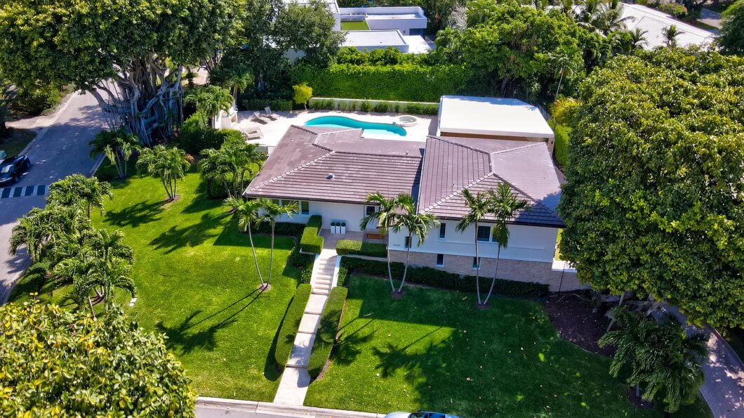35623C1710437191702 4420 Palm Ln
