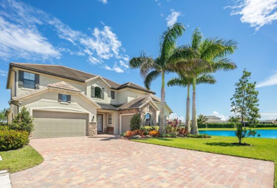 35623C1710483864294 110 Cerulean Key Way