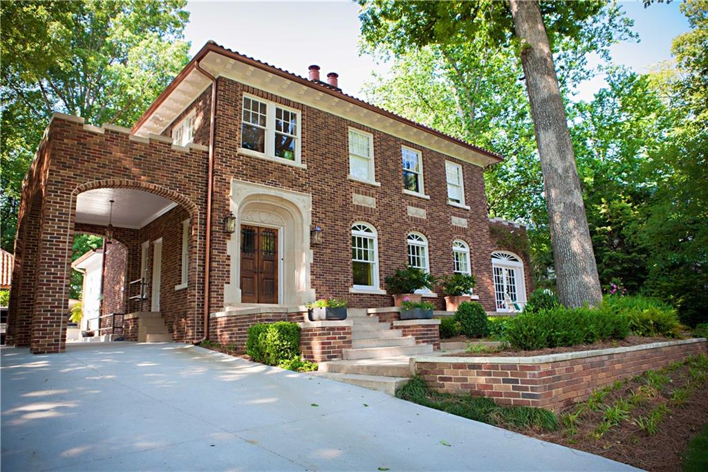 35669C1567813163803 2086 N Ponce De Leon Ave NE