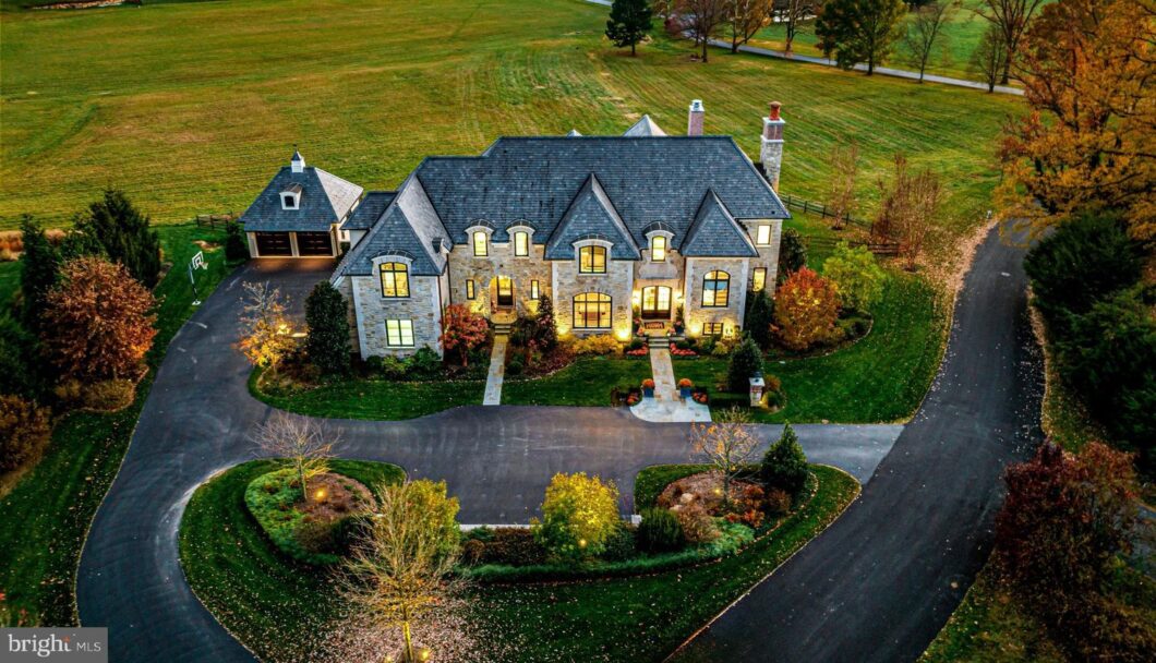 35839C1762539687480 12 Murray Lane