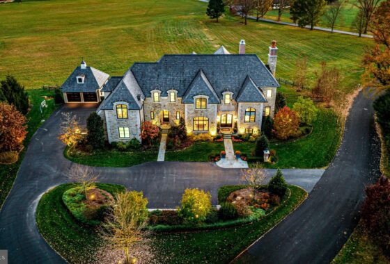 35839C1762539687480 12 Murray Lane