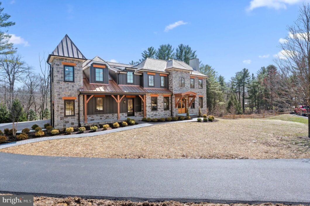 35839C1771897004206 112 Dovecote Ln