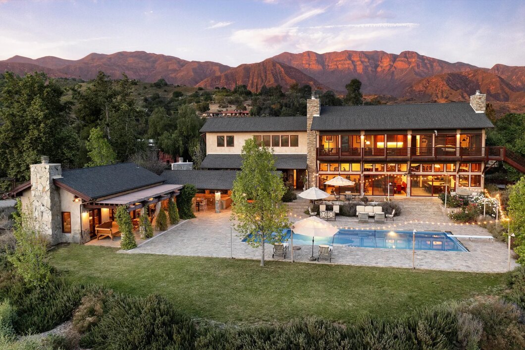 35862C1687829582798 10585 Ojai Santa Paula Rd