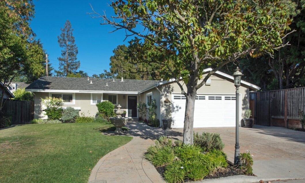 35988C1570983105262 192 Jo Drive