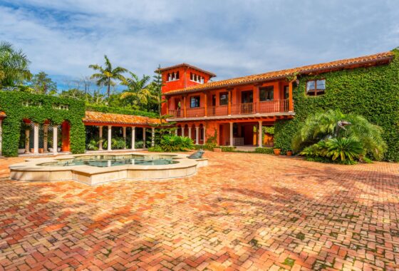 36204C1572936535034 4 5 Star Island Dr
