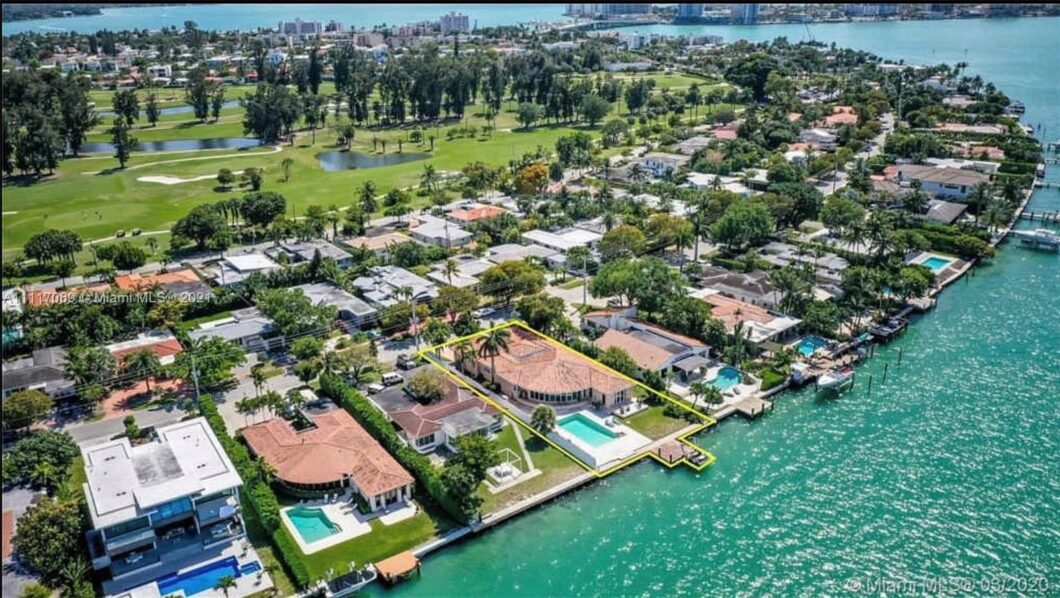 36204C1650919038687 873 N Shore Dr