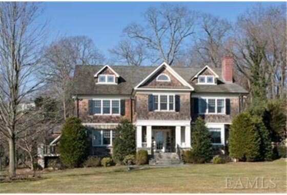 36489 10 Dogwood Lane