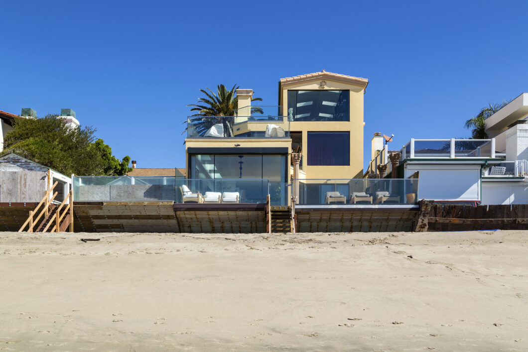 36640 23512 Malibu Colony Road