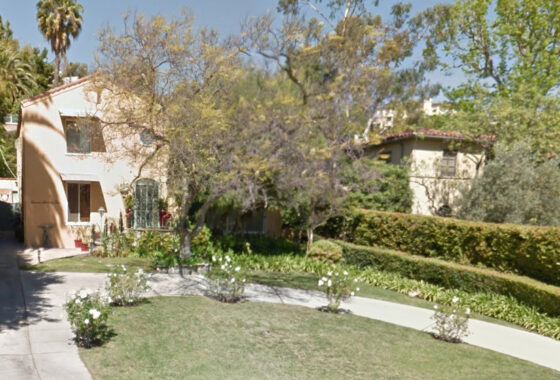 37290 1172 N Doheny Drive