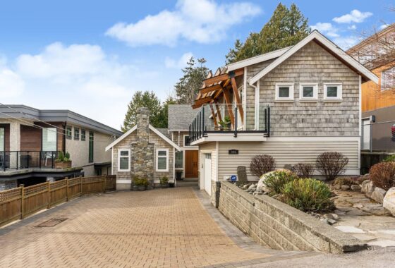 37389C1616090924563 965 Lee Street