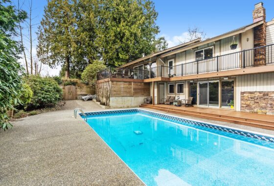 37389C1628023744741 14564 Lombard Place